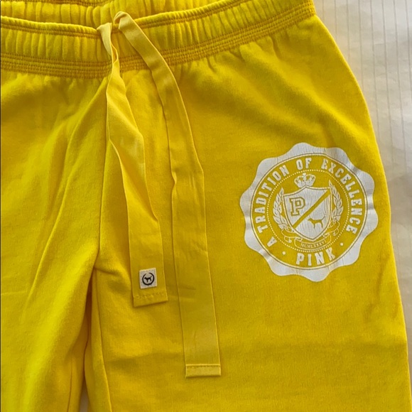 NWOT Victoria’s Secret Pink Embroidered Yellow Jogger - Picture 5 of 7
